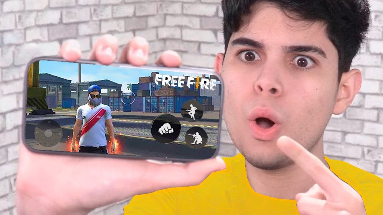 JOGANDO FREE FIRE NO CELULAR PELA PRIMEIRA VEZ NA MINHA VIDA!